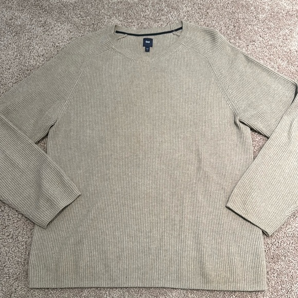 Gap sweater - Picture 1 of 3